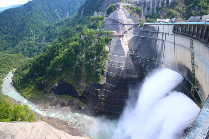 Ngày 03: MATSUMOTO – TOYAMA(Ăn sáng, trưa, tối)