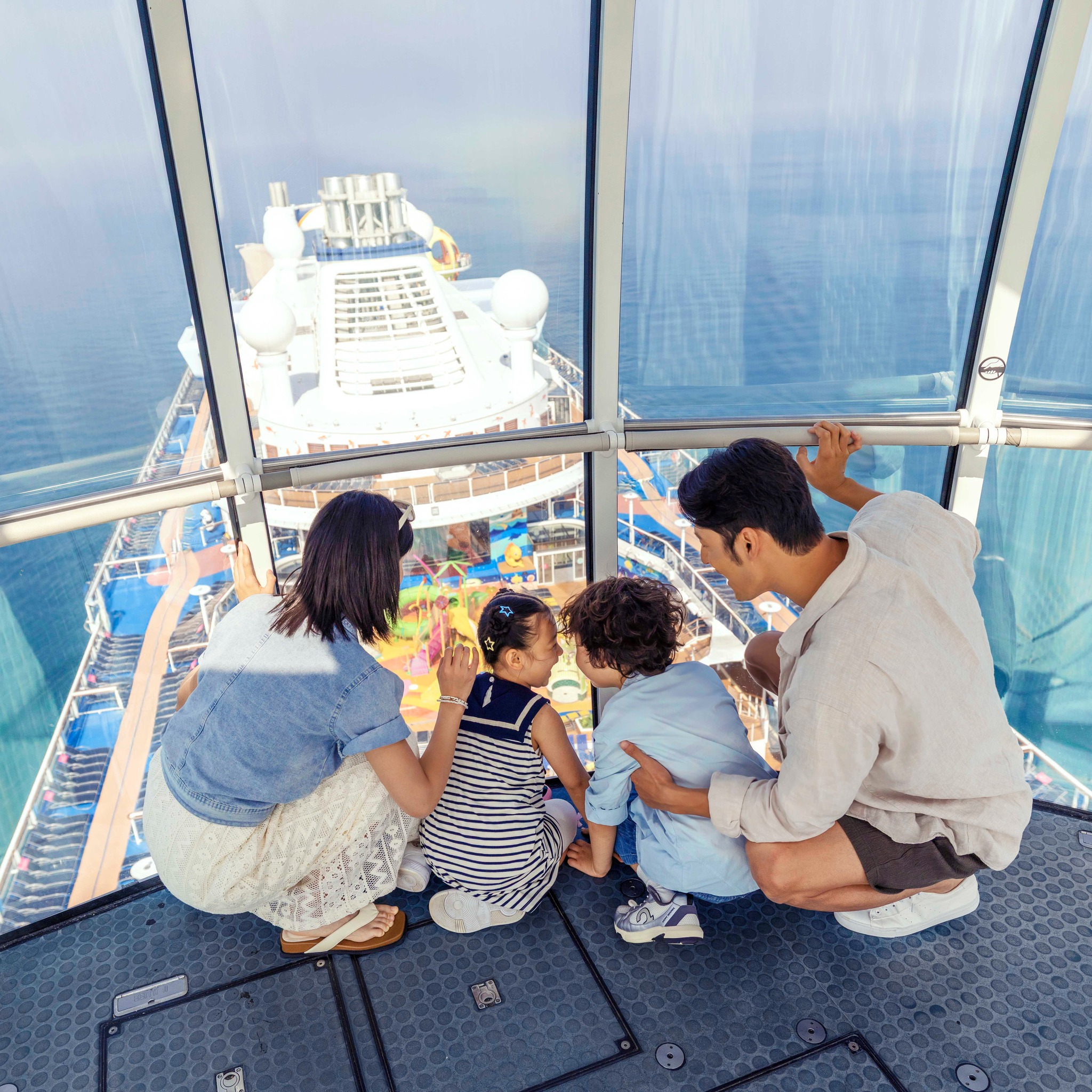 Ngày 10: Trải nghiệm du thuyền