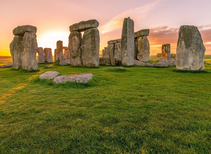 Ngày 8: Cardiff - Bath - Stonehenge - London
