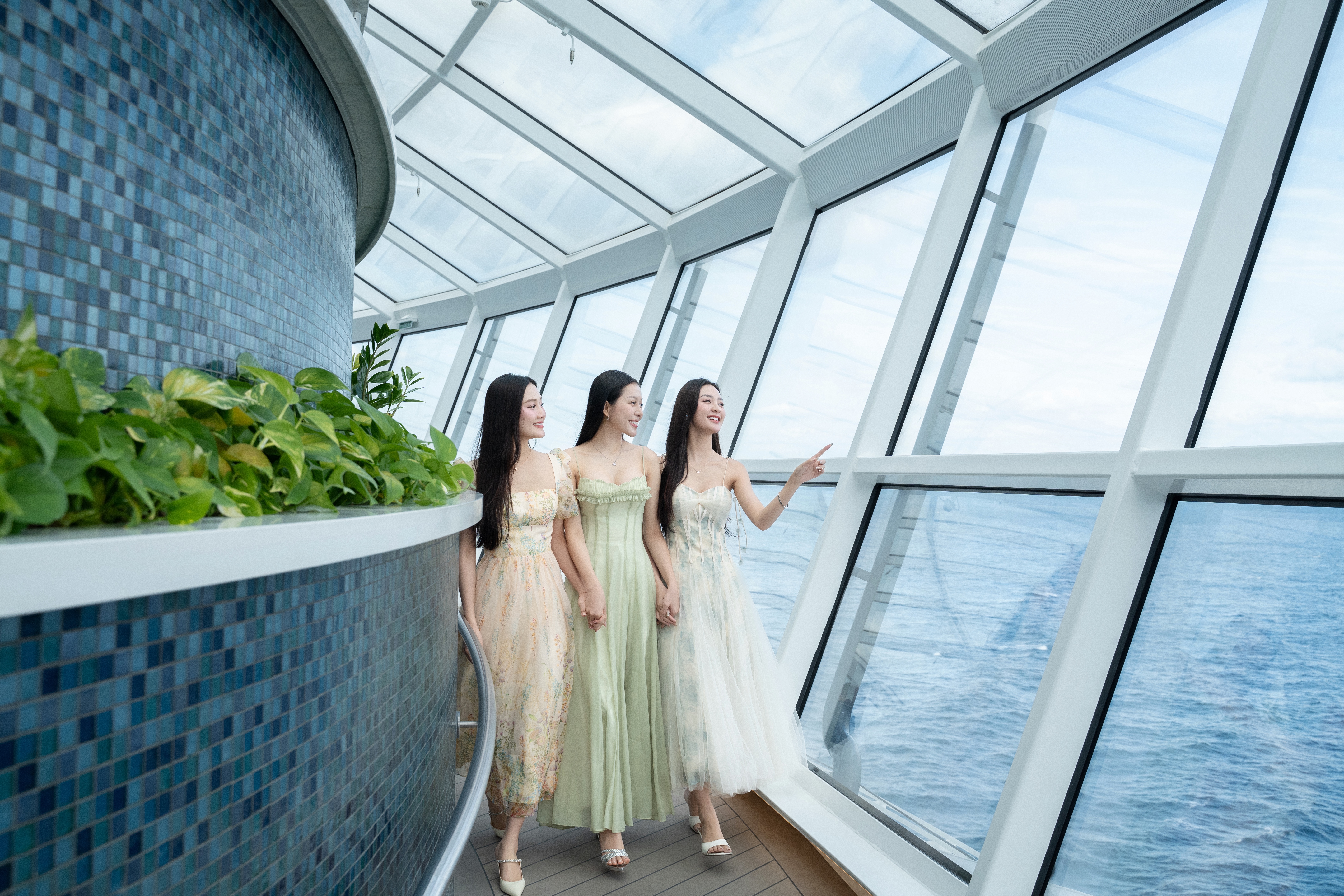 Ngày 3: Trải nghiệm du thuyền