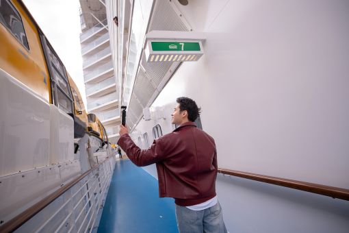 NGÀY 3: TRẢI NGHIỆM SIÊU DU THUYỀN SPECTRUM OF THE SEAS