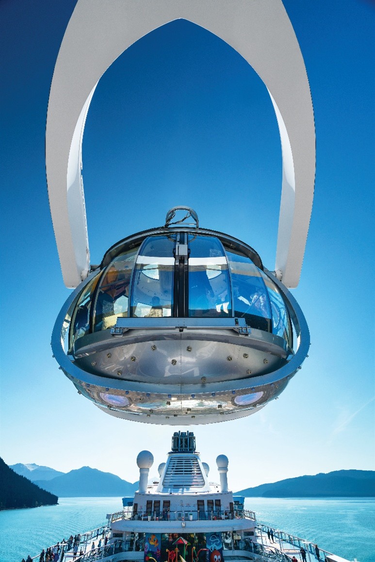 Ngày 2: Khởi hành – Hành trình trên biển