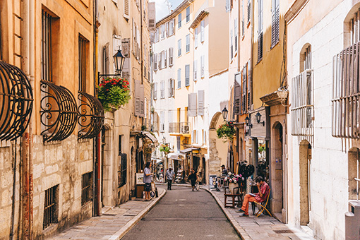 Ngày 2: Nice, Pháp