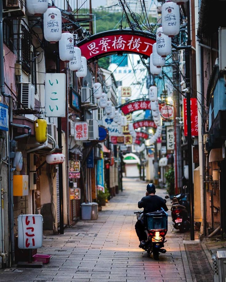 NGÀY 5: NAGASAKI, NHẬT BẢN
