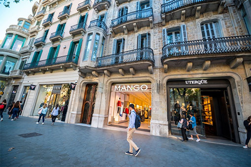 Ngày 9: Barcelona, Tây Ban Nha