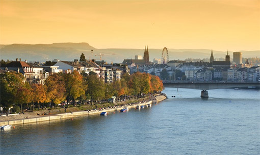 Ngày 03: Zurich, Thụy Sỹ - Basel (Ăn: Tối)