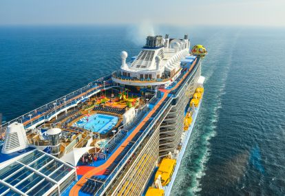 Ngày 1: Thượng Hải – Du thuyền Spectrum of the Seas 