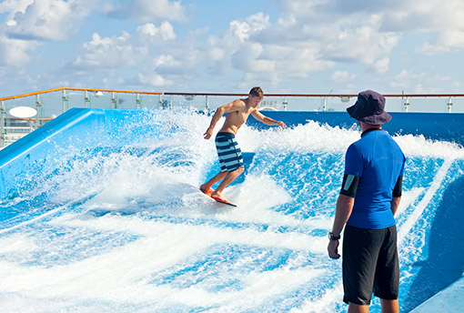 Ngày 06: Trải nghiệm Du thuyền