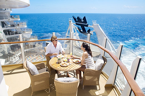 Ngày 10: Trải nghiệm Du thuyền