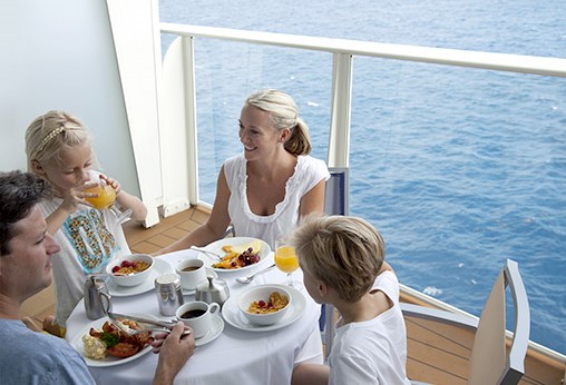 Ngày 9: Trải nghiệm Du thuyền