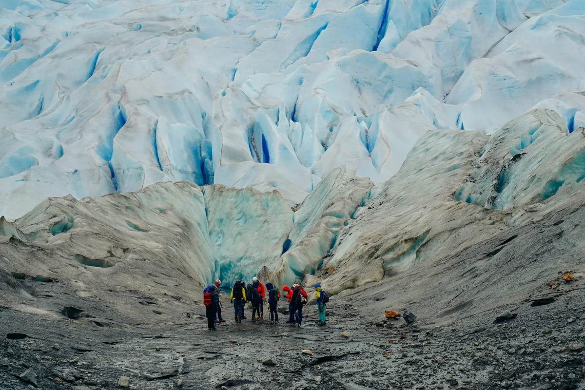 Ngày 4: Tham quan Seward - Exit Glacier - Du thuyền Ovation of the Seas  