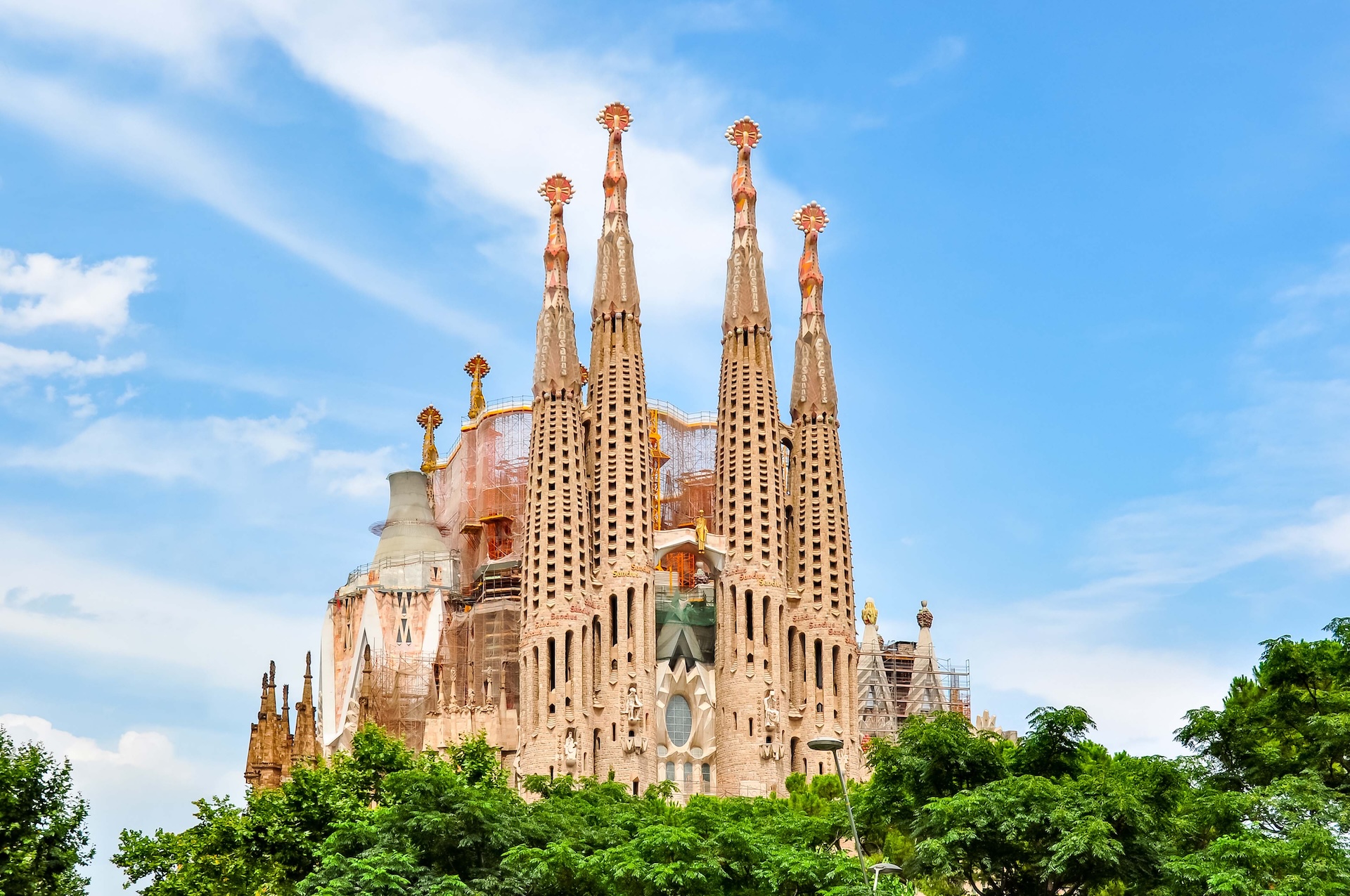 Ngày 3: Barcelona - Du thuyền