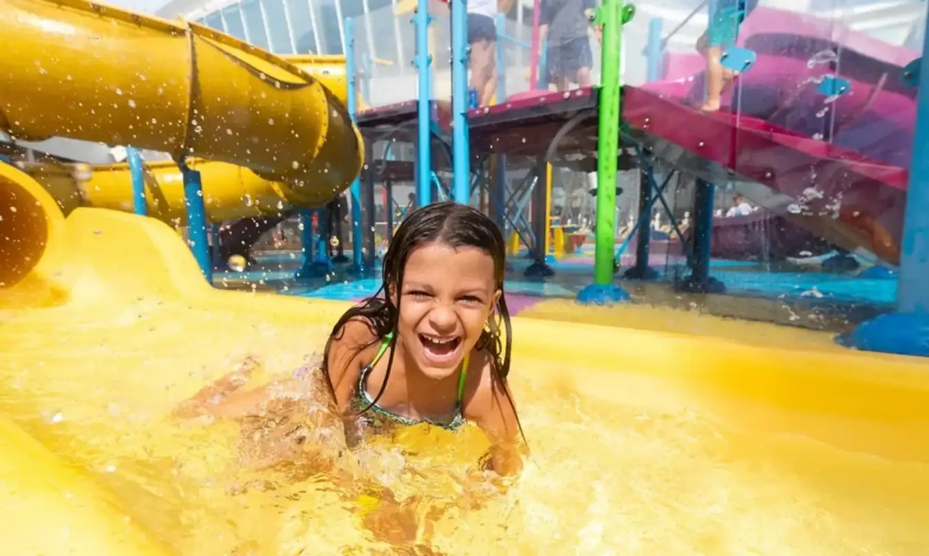 Ngày 3: Trải Nghiệm Du Thuyền