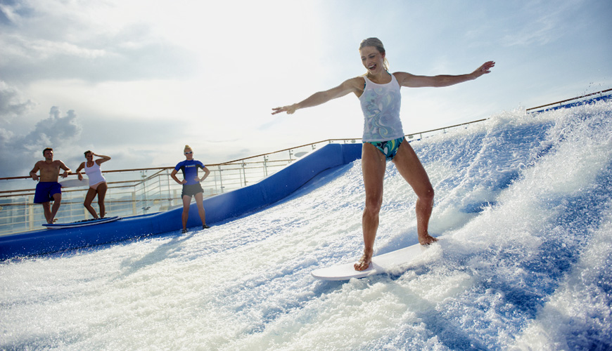 Ngày 05: Trải nghiệm trên Du thuyền