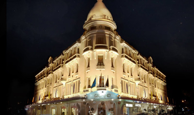 Khách Sạn Grand Saigon