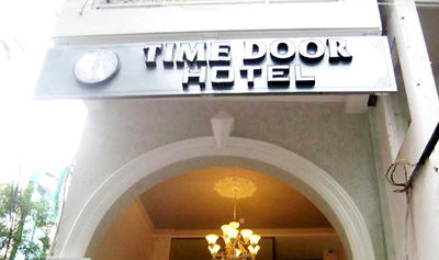 Khách Sạn Time Door