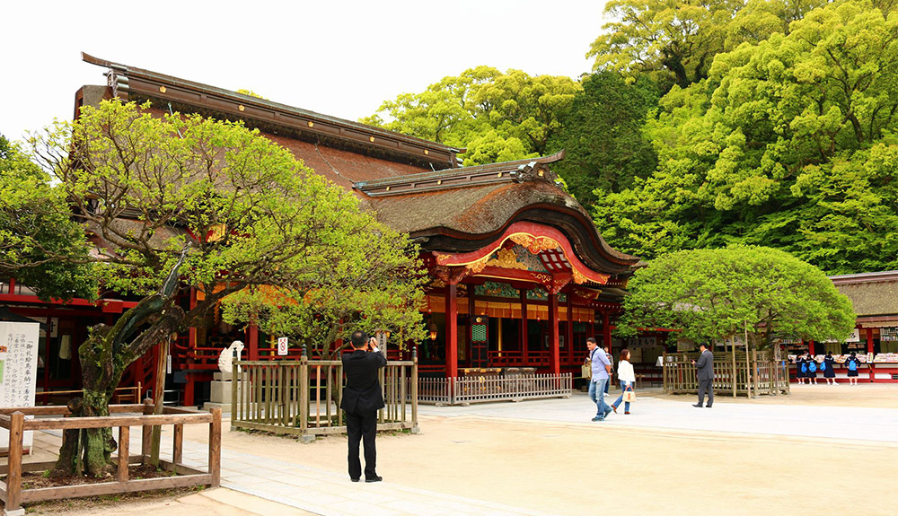 du thuyền 5 sao đền dazaifu fukuoka