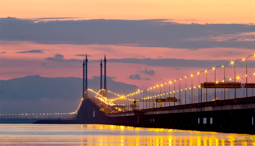 du thuyền 5 sao cầu penang về đêm