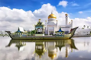 Khám phá Brunei huyền bí
