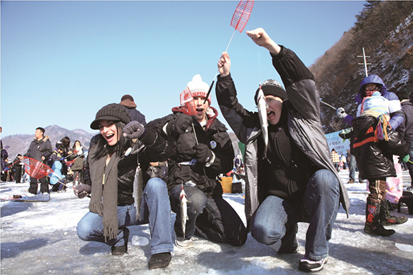 le-hoi-thang 1-2015-01.jpg