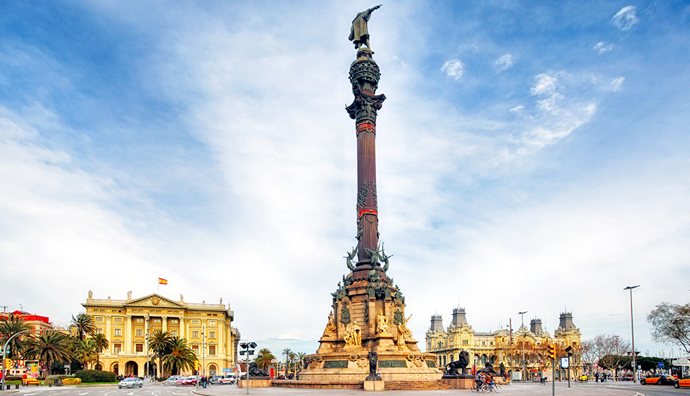 Du thuyền biển tượng Columbus Barcelona