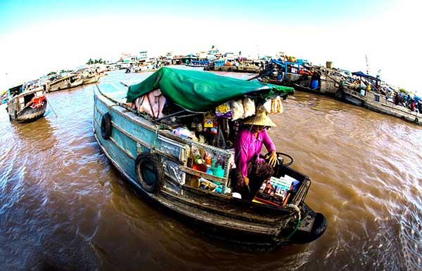 Một vòng khắp chợ nổi ở miền Tây