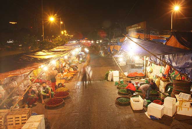 Du lịch Hà Nội - Khu chợ rau đêm Hà Nội