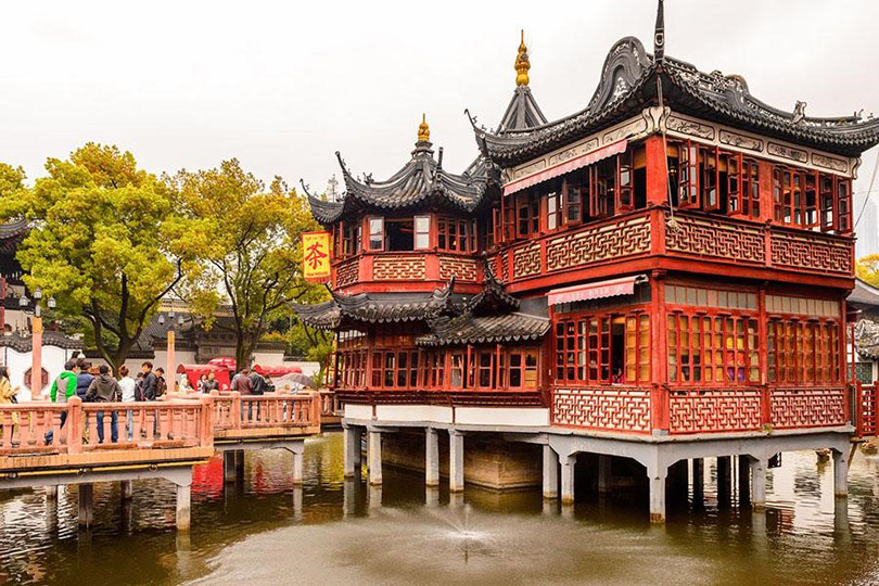 Miếu Thành Hoàng linh thiêng nhất Thượng Hải