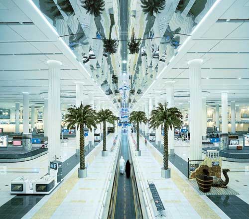 Cận cảnh siêu sân bay lớn nhất thế giới ở Dubai