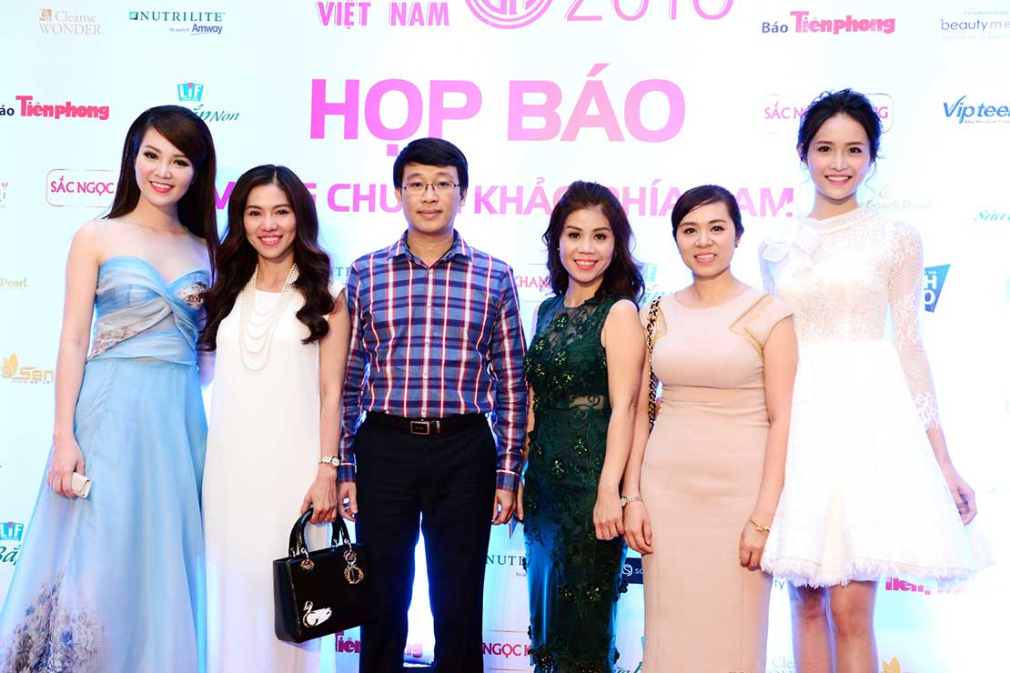 Nữ Hoàng du thuyền Nikkie Phạm tham dự họp báo Hoa Hậu Việt Nam 2016