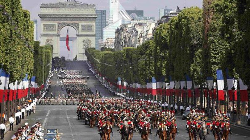 Champs-Elysées : Từ bãi sình lầy tới đại lộ đẹp nhất thế giới