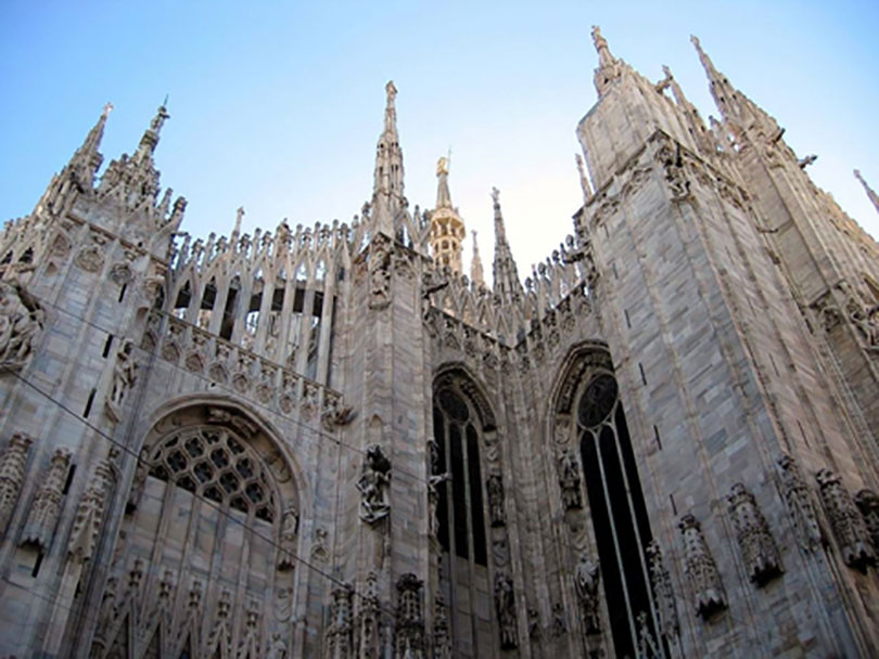 Thánh đường Duomo Milan nước Ý