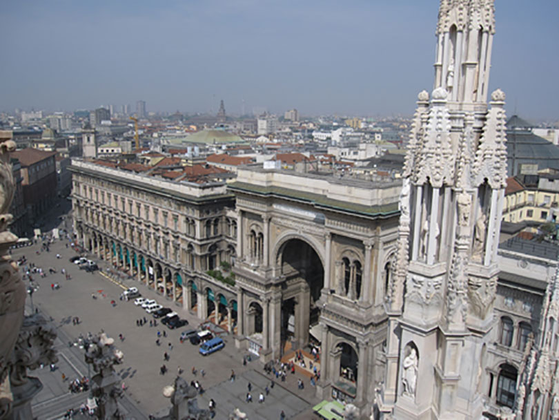 Tham quan thánh đường Duomo Milan nước Ý