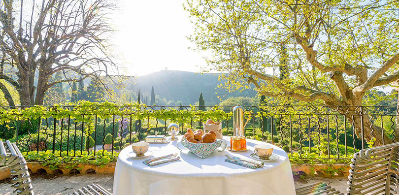 Tham quan thành phố Provence