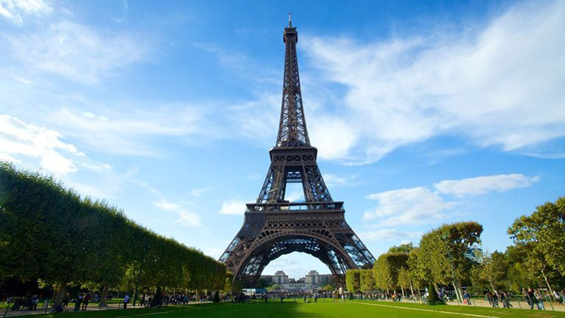Tháp Eiffel