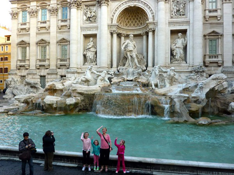 Đài phun nước Trevi - Nơi nguyện ước nổi tiếng nhất thành Rome